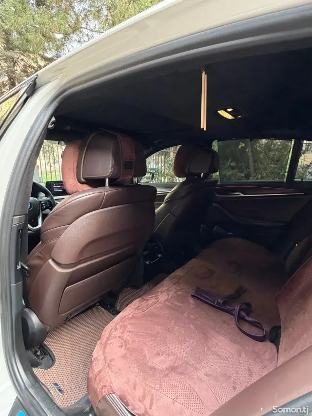 BMW 5 series 2017 · 2.0 AT