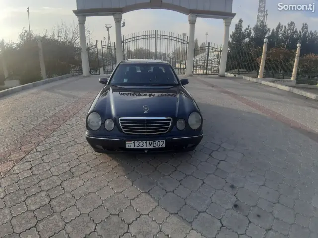 Mercedes-Benz E class 1999 · 3.2 AT