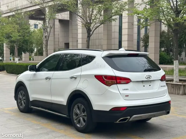 Hyundai Santa Fe 2014 · 2.4 AT