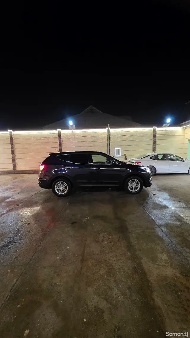 Hyundai Santa Fe 2018 · 2.4 AT
