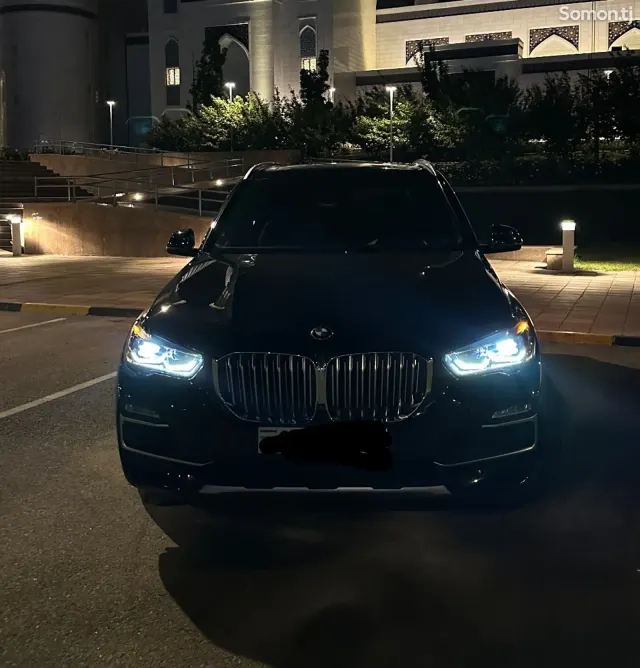 BMW X5 2019 · 4.0 AT