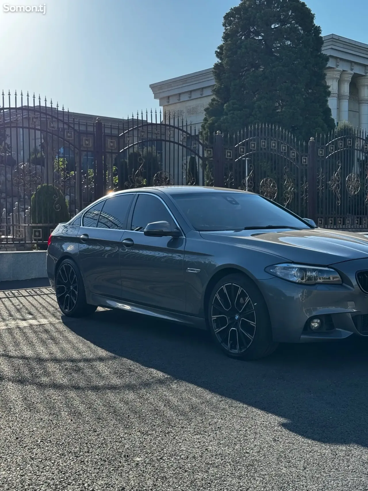 BMW 5 series 2014 · 2.0 AT