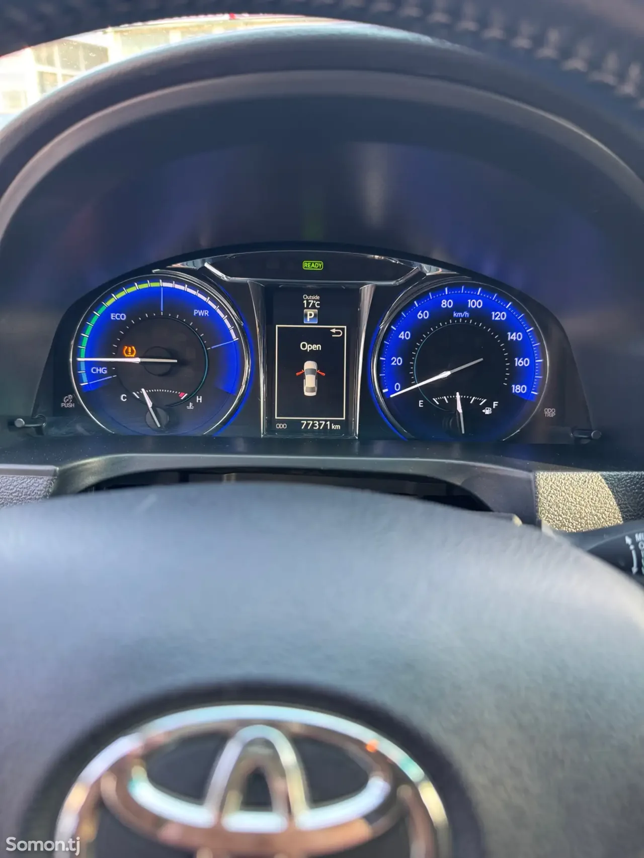 Toyota Camry 2015 · 2.5 AT