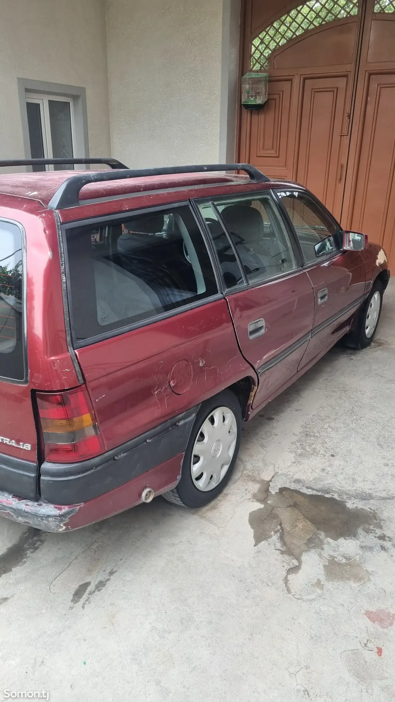 Opel Astra F 1992 · 1.6 MT