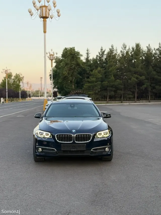BMW 5 series 2014 · 2.0 AT