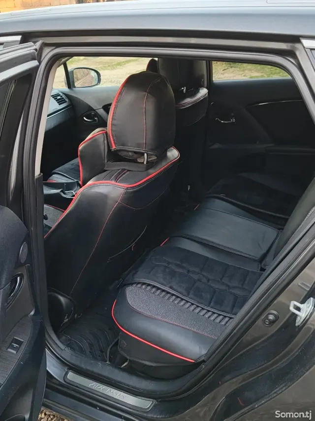 Toyota Avensis 2009 · 1.8 AT