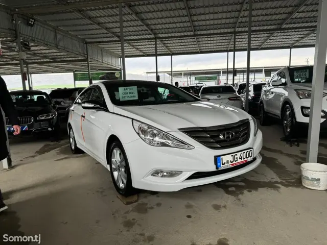Hyundai Sonata 2012 · 2.0 AT