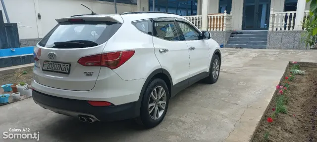 Hyundai Santa Fe 2014 · 2.0 AT