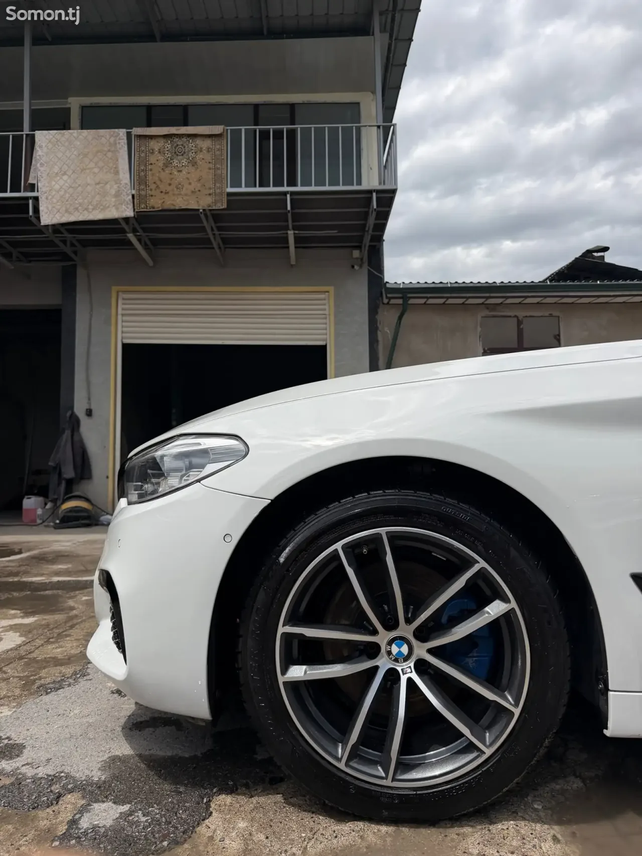 BMW 5 series 2017 · 2.0 AT