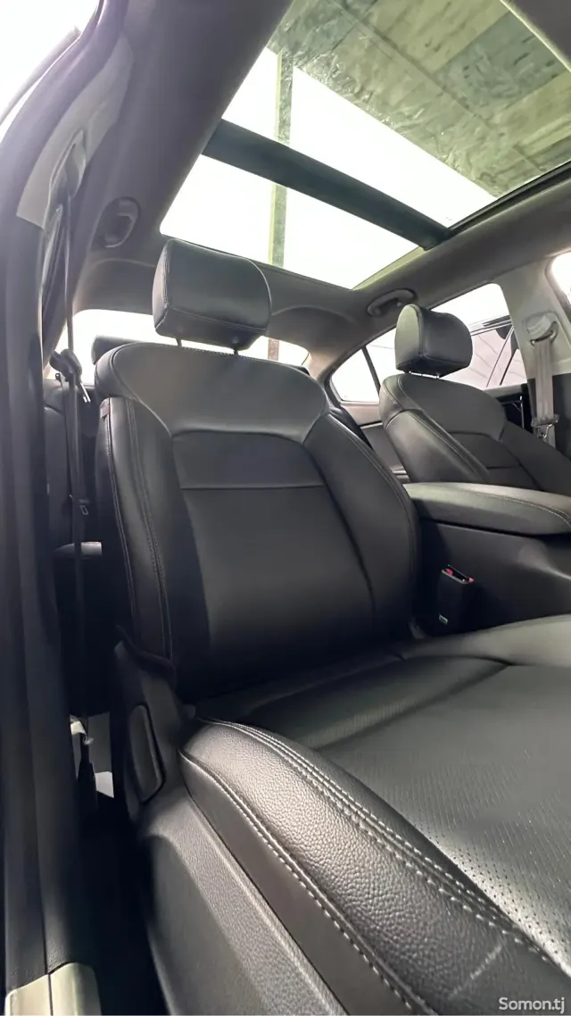 Kia K4 2014 · 2.0 AT