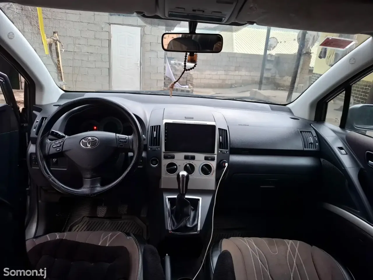 Toyota Verso 2006 · 1.8 MT