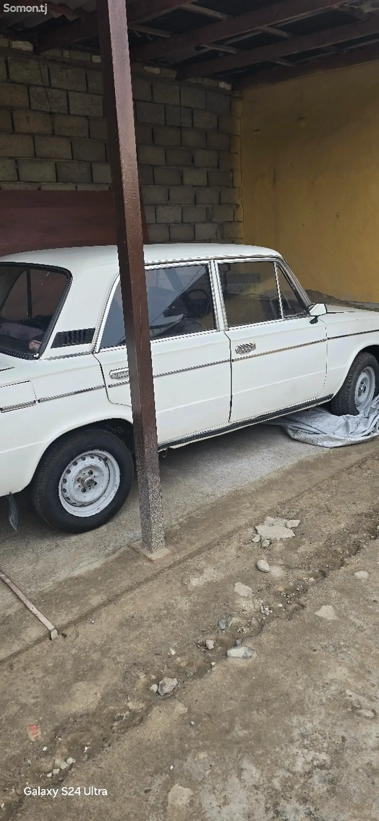 Lada (ВАЗ) 2106 1982 · 1.6 MT