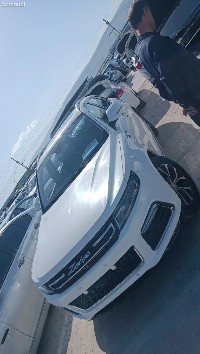 Zotye T600 2016 · 0.8 AT