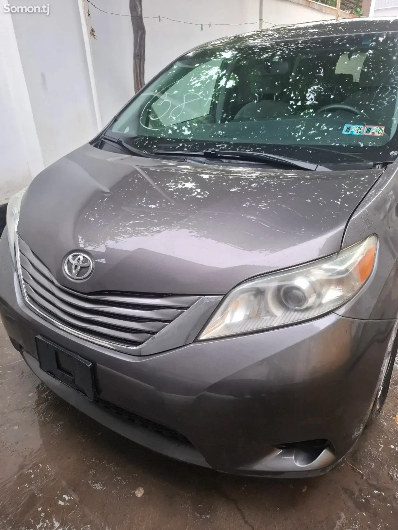 Toyota Sienna 2017 · 3.5 AT