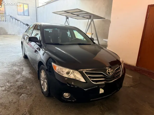 Toyota Camry 2010 · 2.5 AT