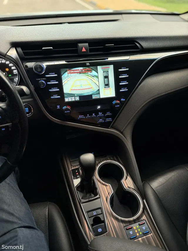 Toyota Camry 2019 · 3.5 AT