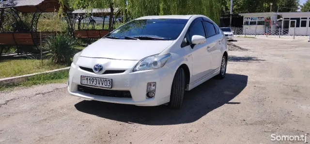 Toyota Prius 2010 · 1.8 AT
