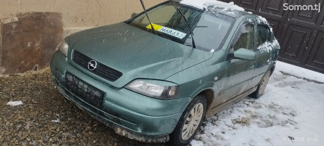 Opel Astra G 1999 · 1.6 MT