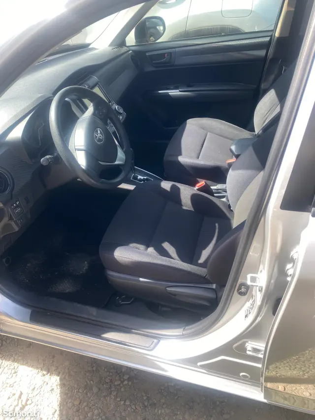 Toyota Fielder 2014 · 1.5 AT