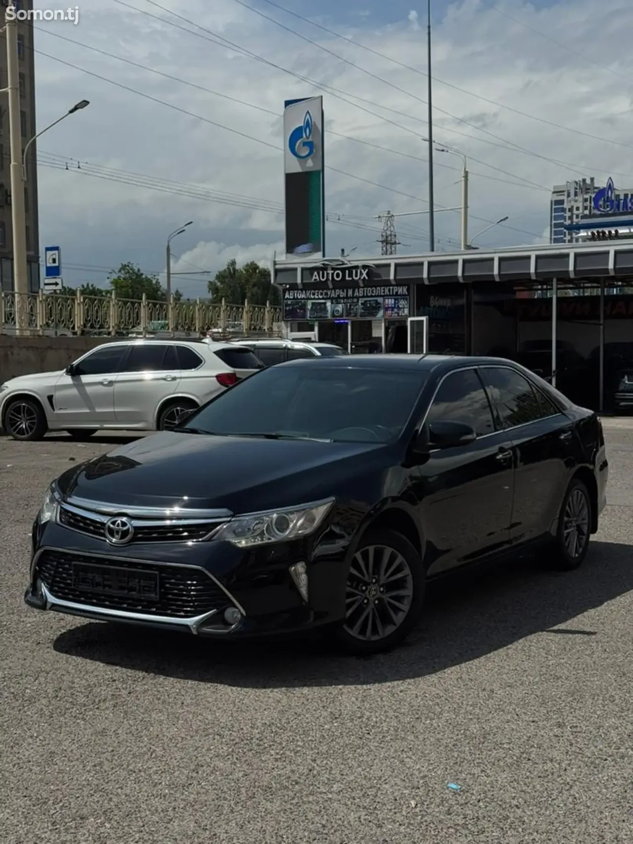 Toyota Camry 2016 · 2.5 AT
