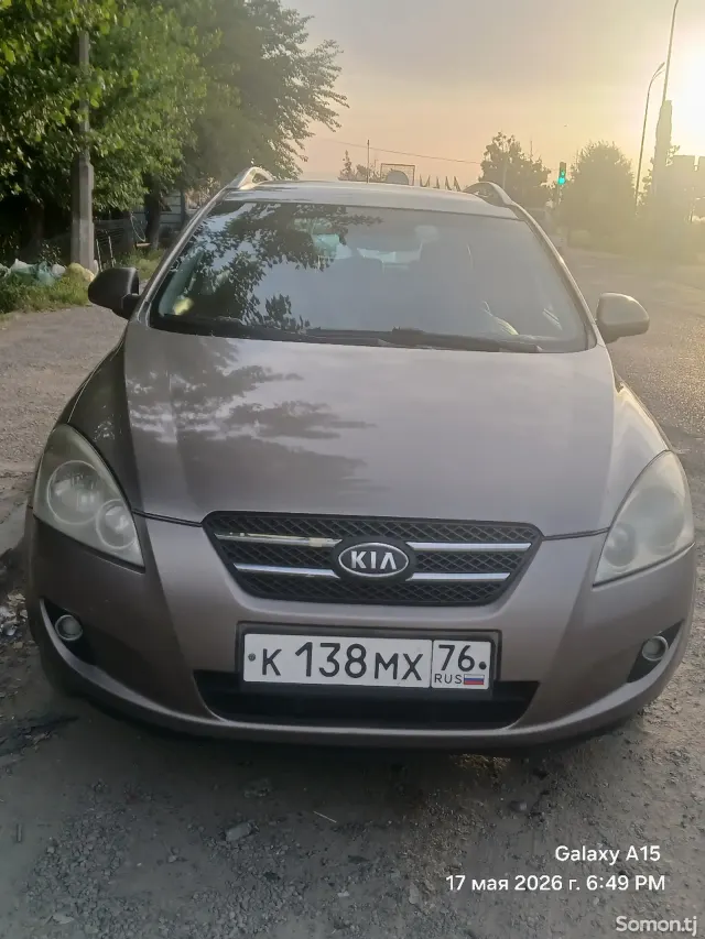 Kia Ceed 2008 · 0.6 MT