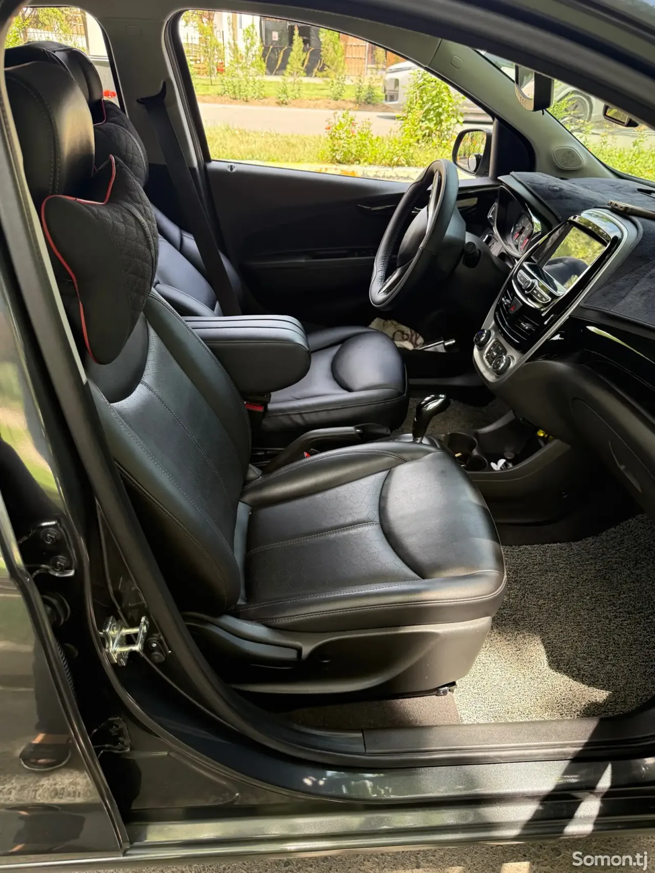 Chevrolet Spark 2016 · 0.8 AT