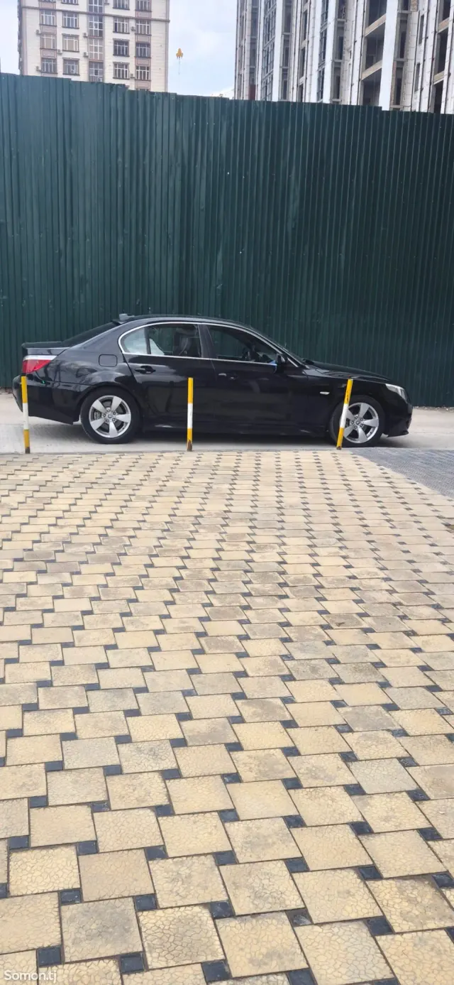 BMW 5 series 2004 · 3.0 AT