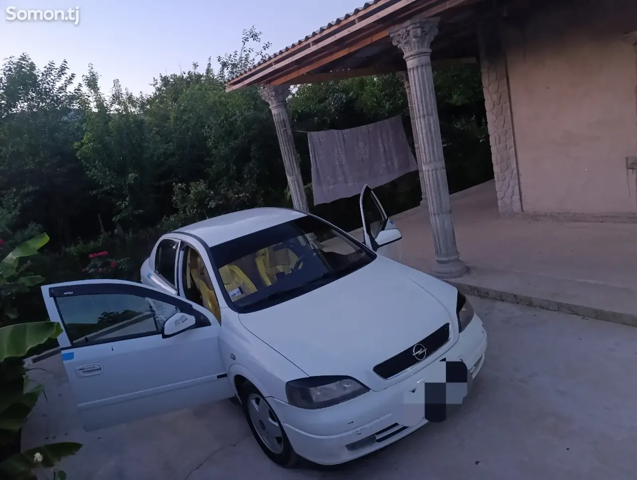 Opel Astra G 2000 · 1.6 MT