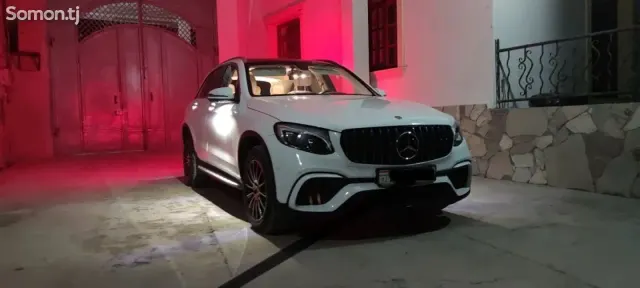 Mercedes-Benz GLC class 2018 · 2.0 AT
