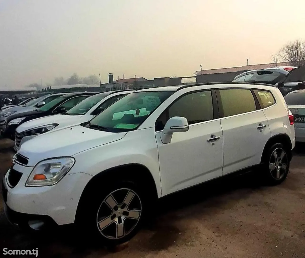 Chevrolet Orlando 2015 · 2.0 AT