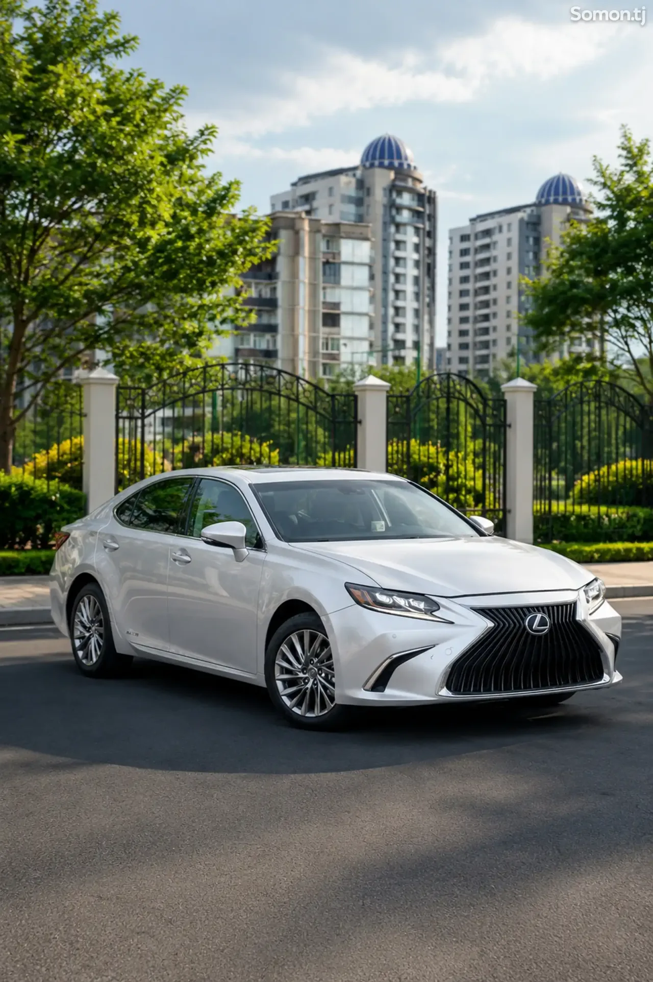 Lexus ES series 2014 · 3.0 AT