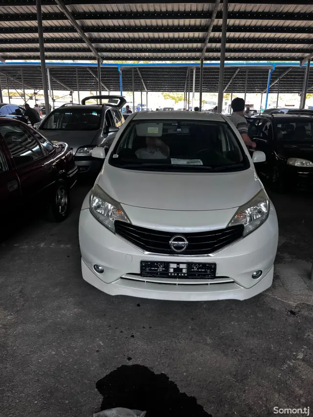 Nissan Note 2014 · 1.4 AT