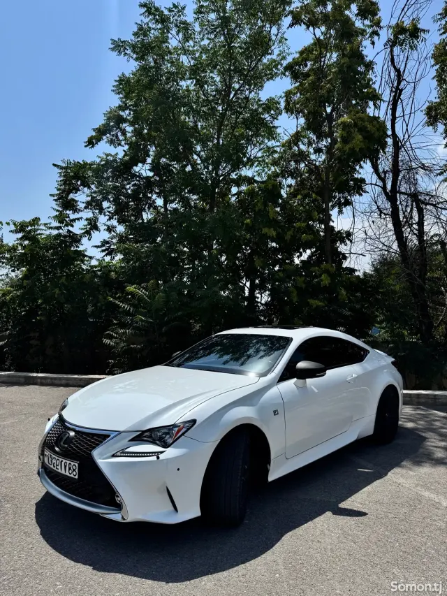Lexus IS series 2017 · 3.5 AT