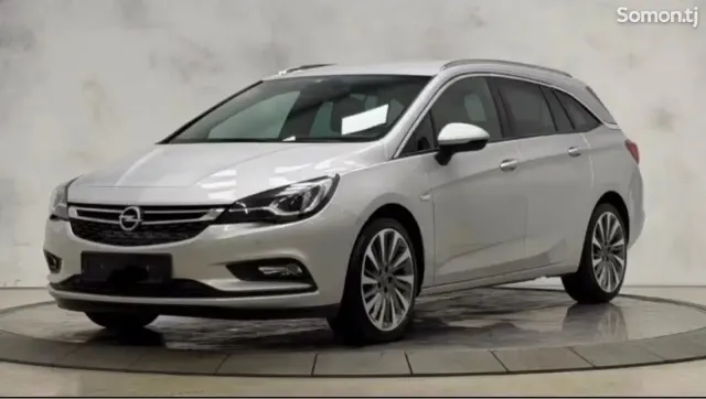 Opel Astra K 2017 · 1.4 AT