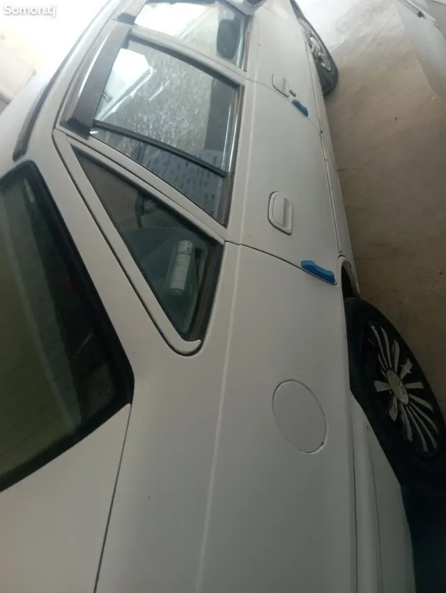 Daewoo Nexia 1997 · 1.6 MT