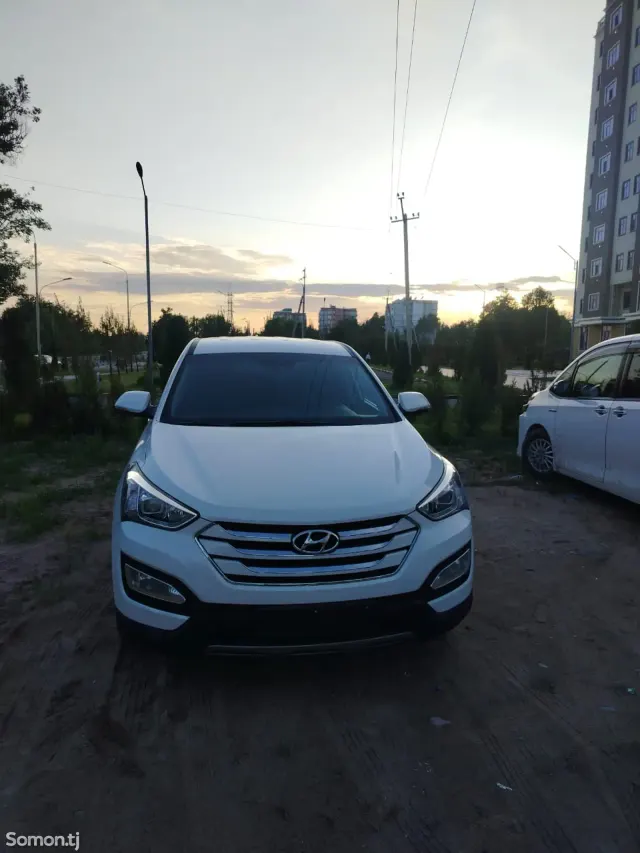Hyundai Santa Fe 2015 · 2.0 AT