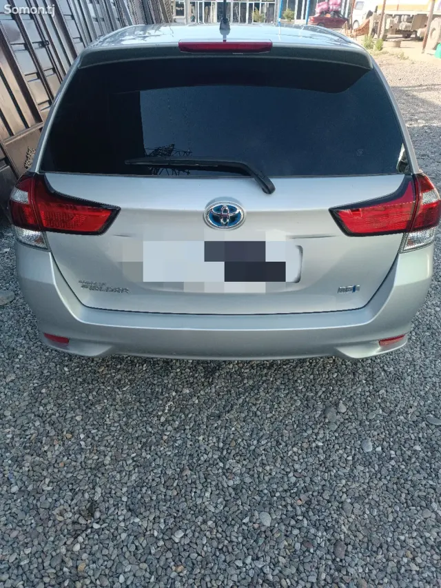 Toyota Fielder 2016 · 1.5 AT