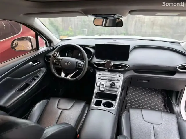 Hyundai Santa Fe 2023 · 2.0 AT