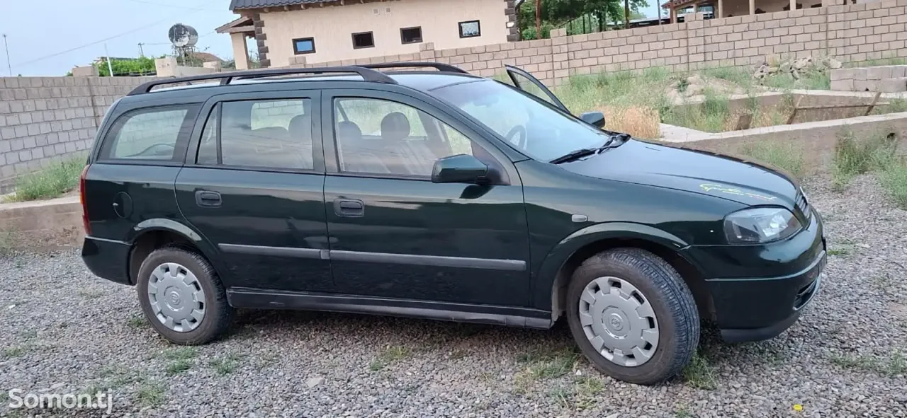 Opel Astra G 2000 · 1.6 MT