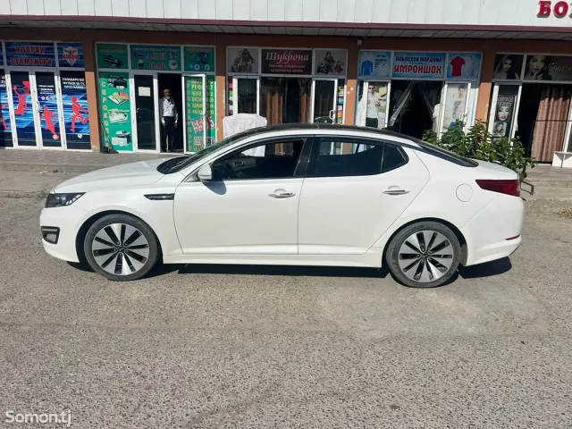Kia K5 2011 · 2.0 AT