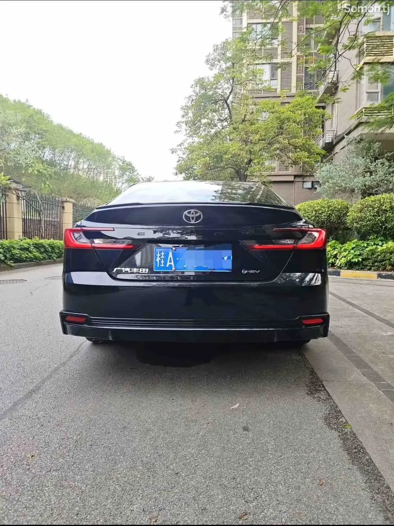 Toyota Camry 2025 · 2.0 AT
