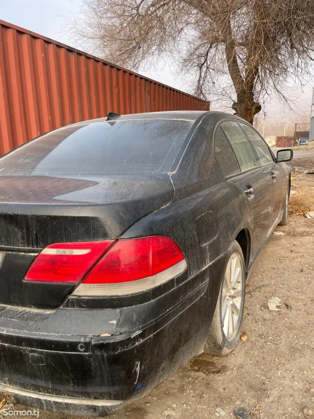BMW 7 series 2003 · 4.4 AT