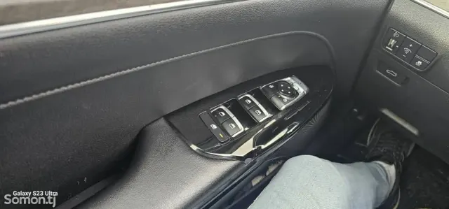 Kia K5 2023 · 2.0 AT