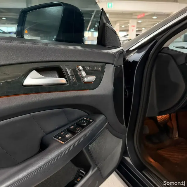 Mercedes-Benz CLS class 2015 · 2.2 AT