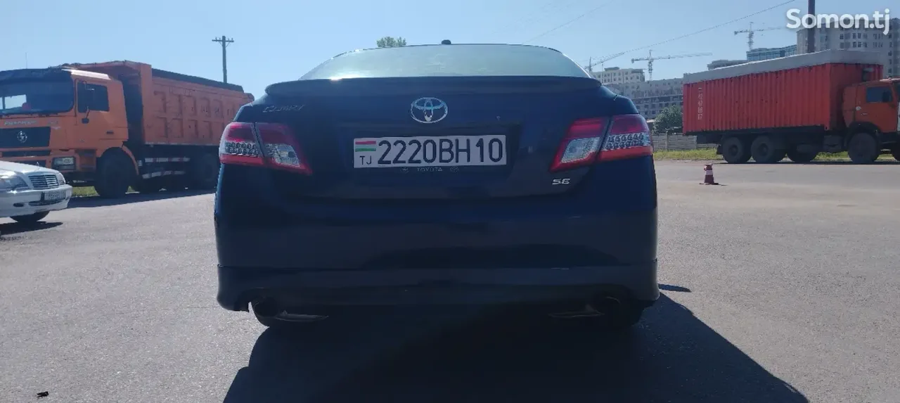 Toyota Camry 2011 · 2.5 AT