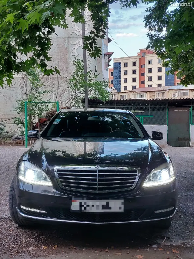 Mercedes-Benz S class 2008 · 3.5 AT