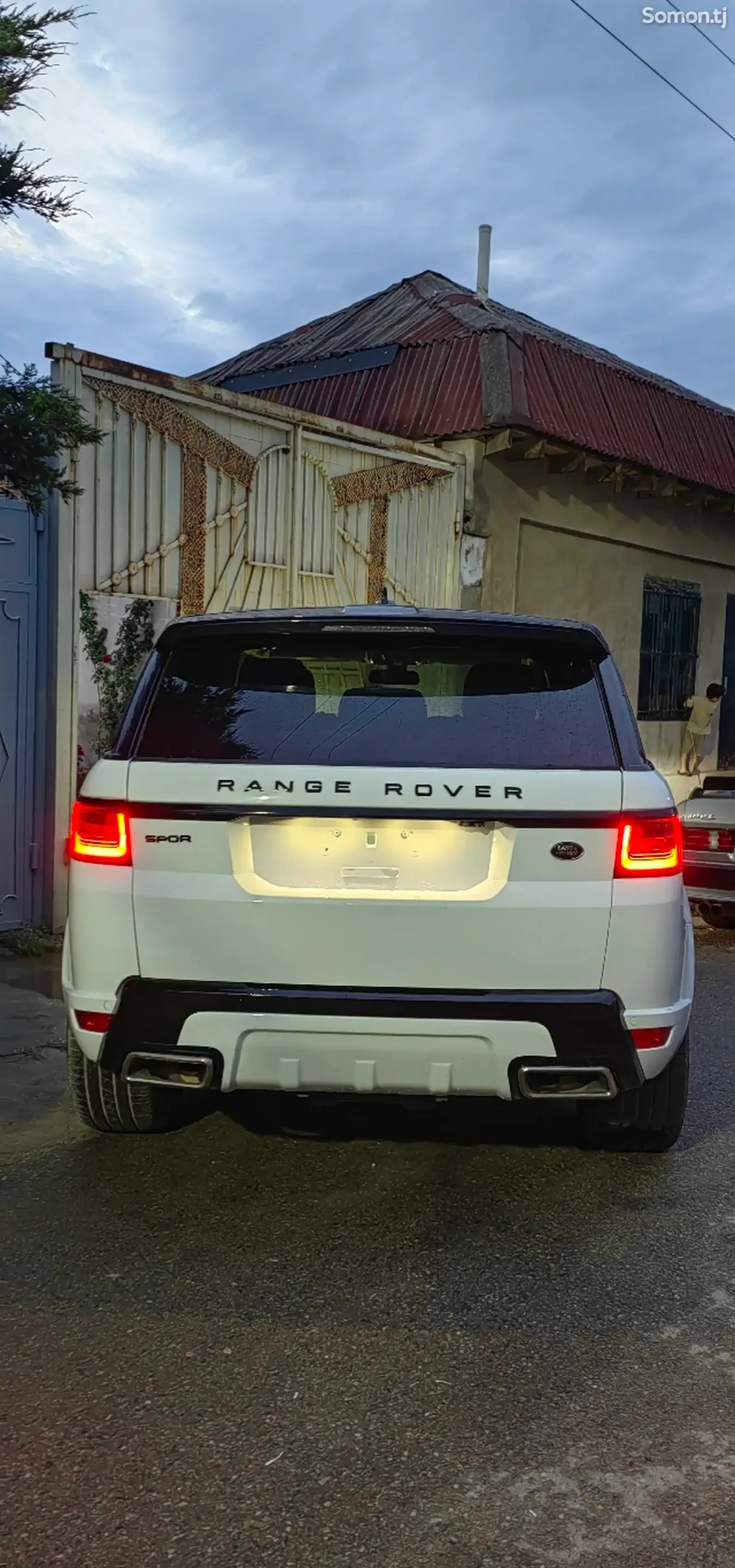 Land Rover Range Rover Sport 2017 · 3.0 AT