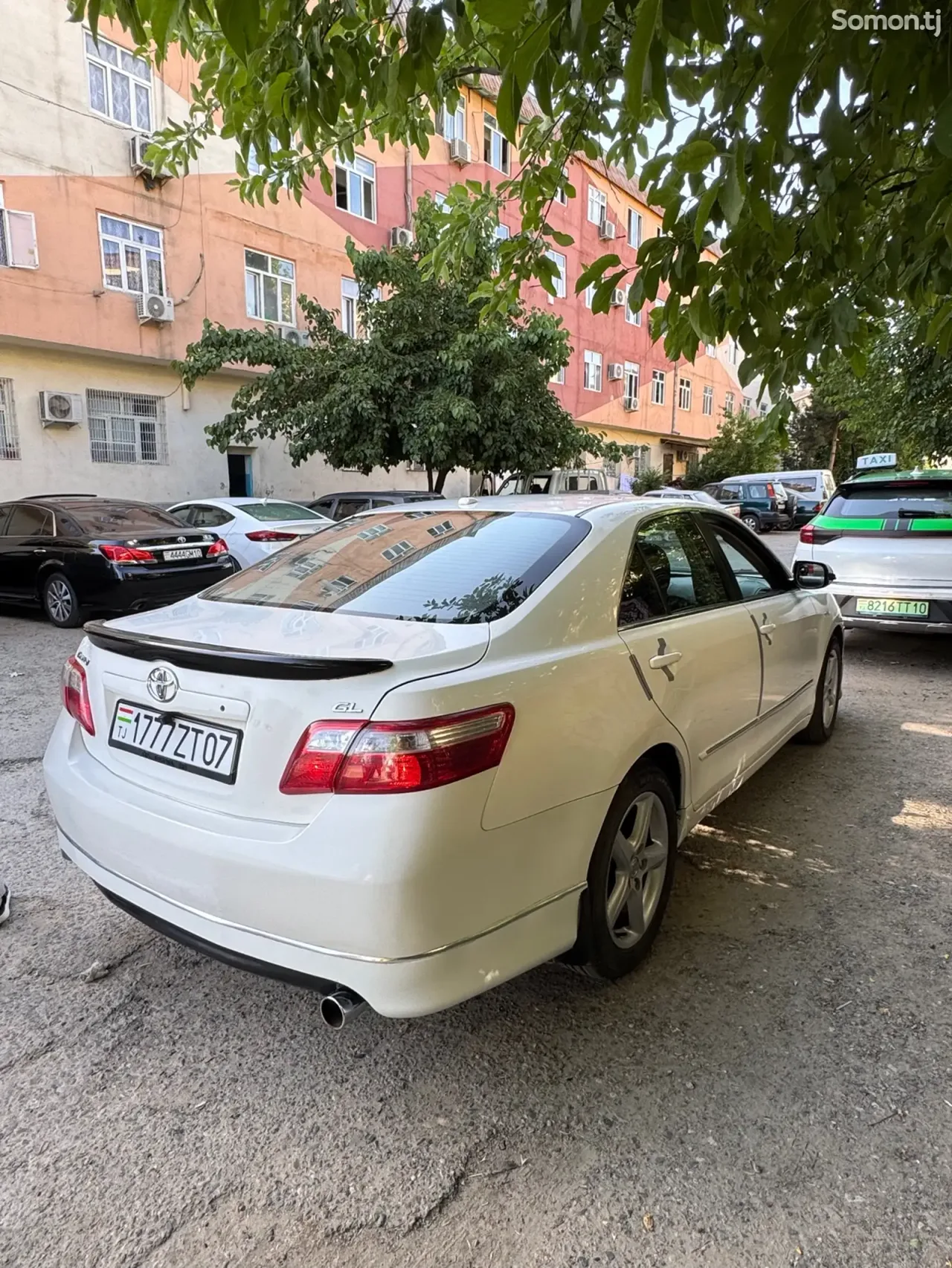 Toyota Camry 2008 · 2.4 MT