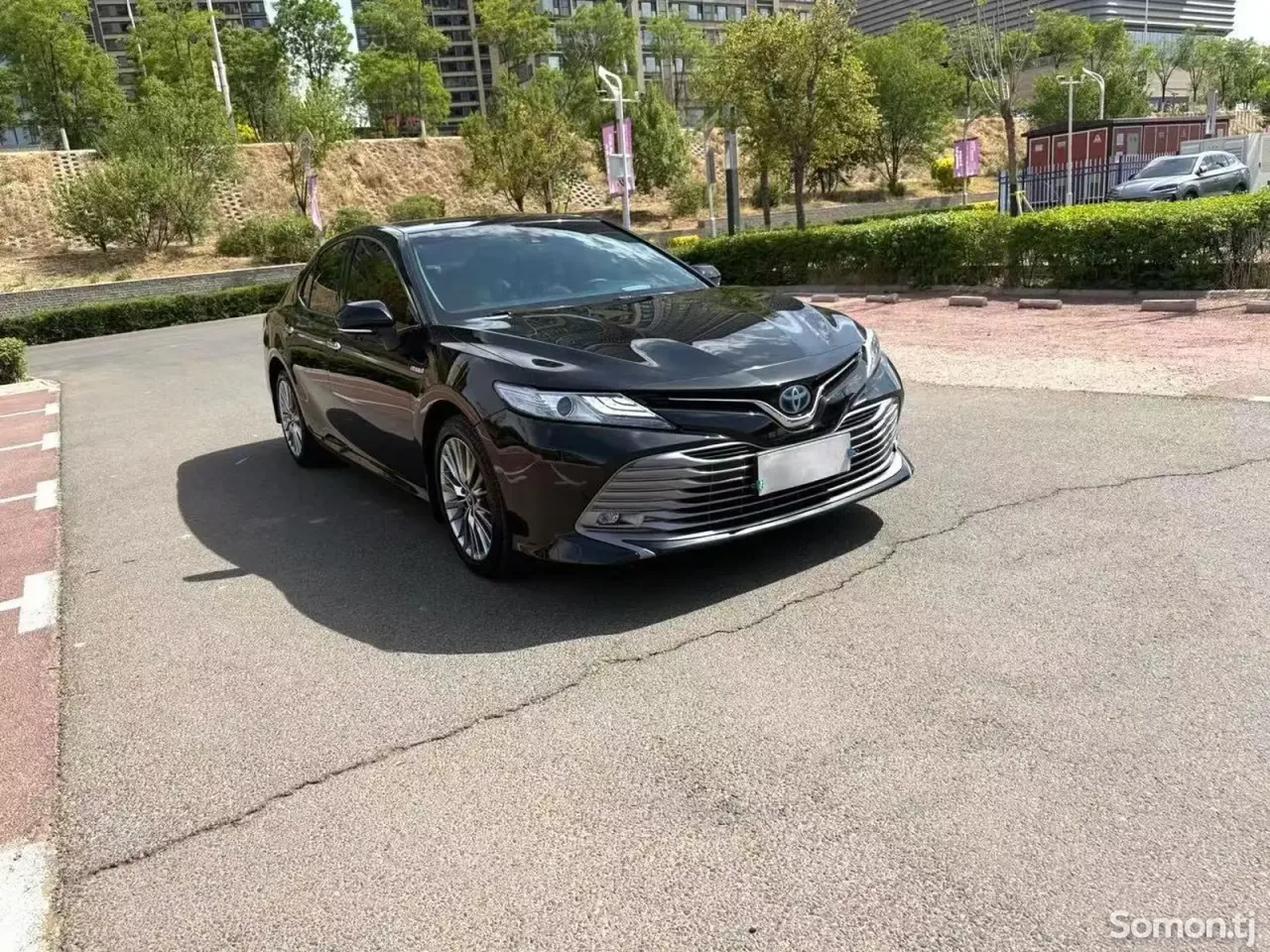 Toyota Camry 2018 · 2.5 AT