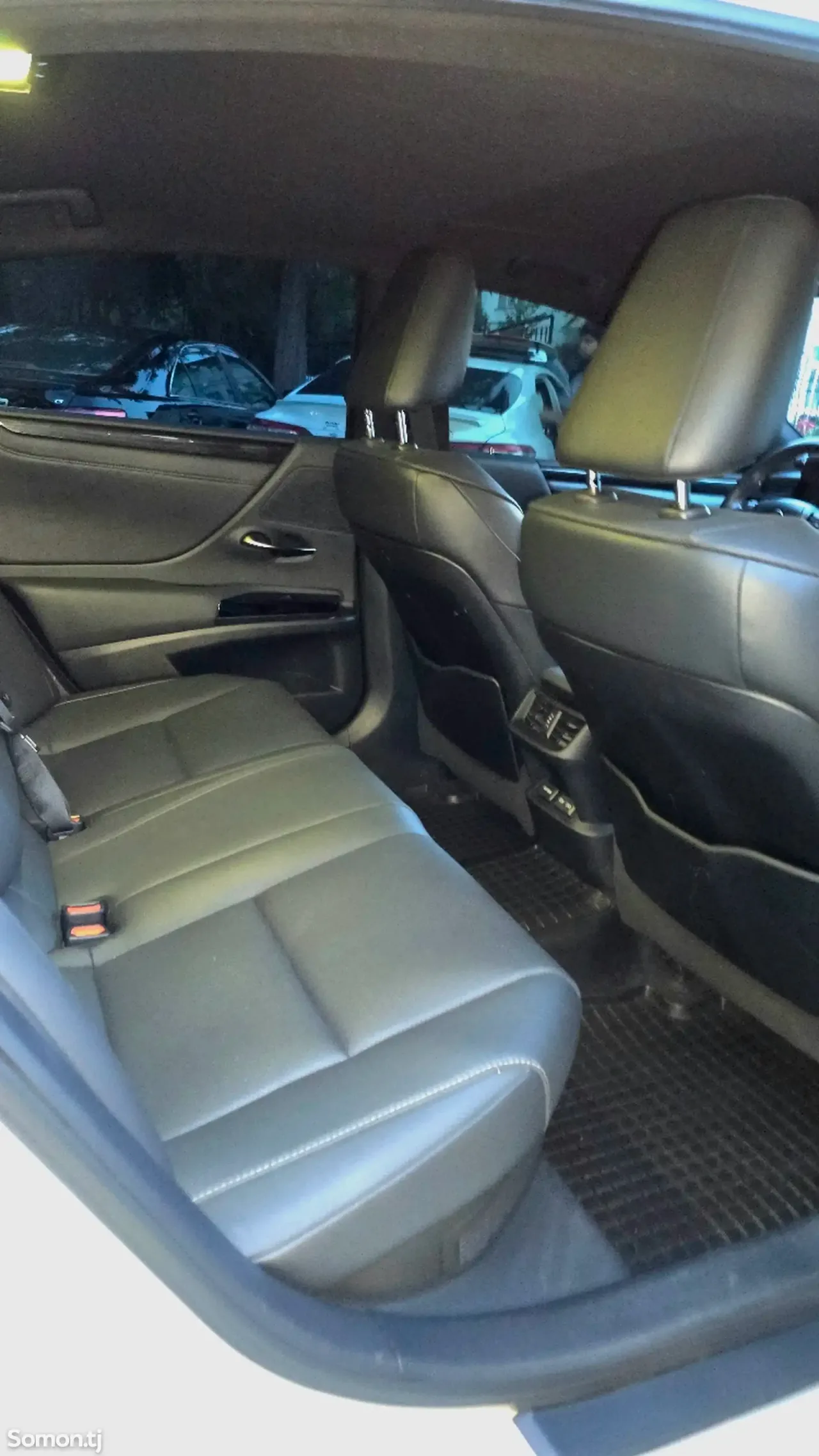 Lexus ES series 2023 · 3.0 AT